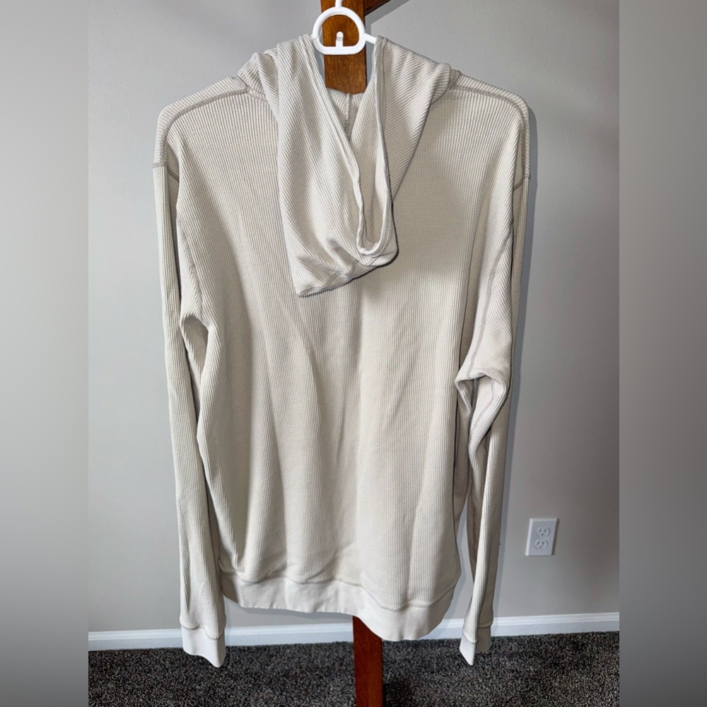 Vuori Men’s Waffle Hoodie in Marshmallow Size Large - Picture 5 of 11